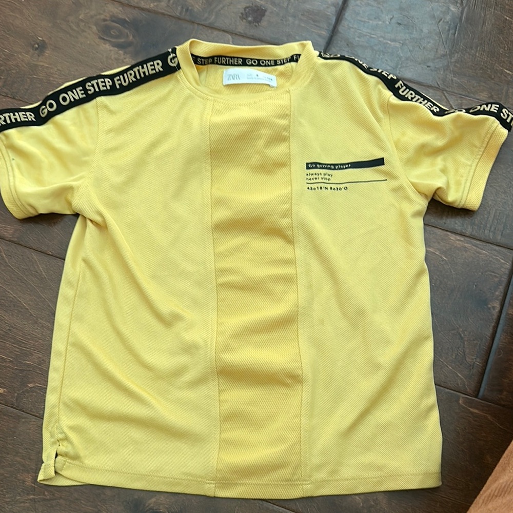 Zara Yellow and Black Sporty Tee
